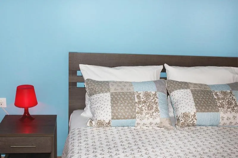 Apartment Souzana Rooms Nea Plagia