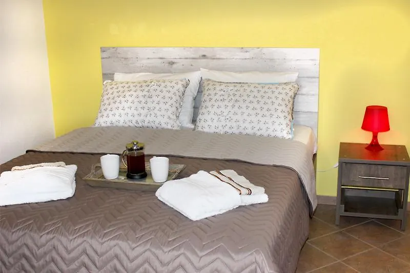 Souzana Rooms Nea Plagia Griechenland